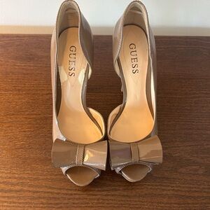 GUESS Patent Peep-Toe Heels with Bow in Taupe